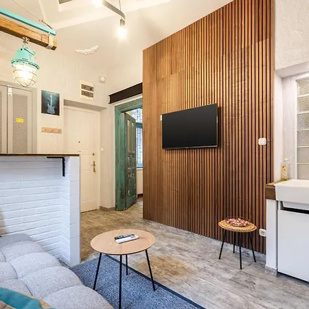 아파트 The Luxe Hideaway W40